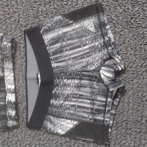 Adidas Techfit Set - Picture 2 of 4